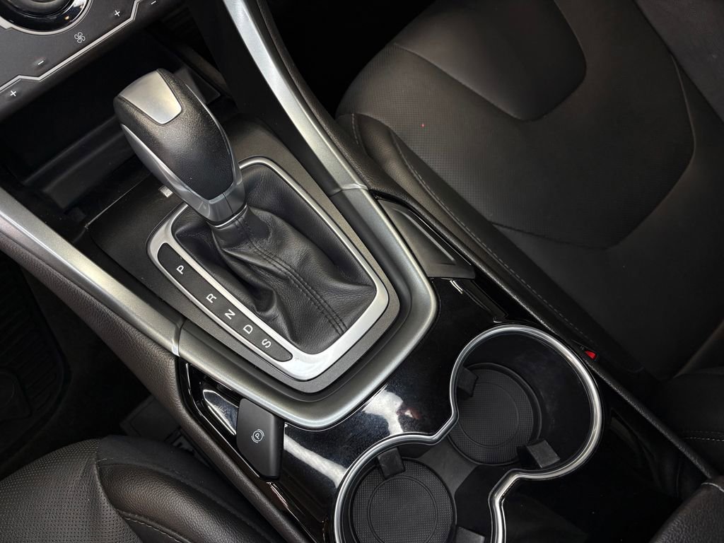 Used 2015 Ford Fusion Titanium FWD image 21
