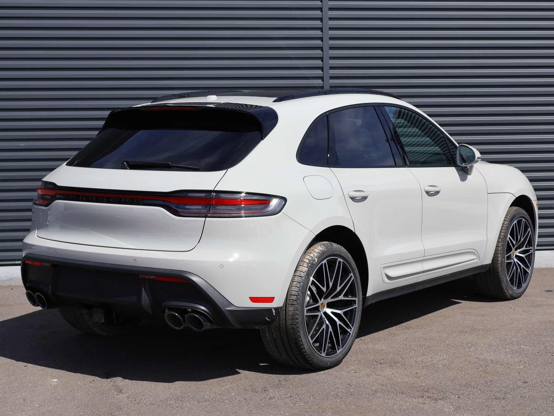 New 2026 Porsche Macan AWD/4WD image 9