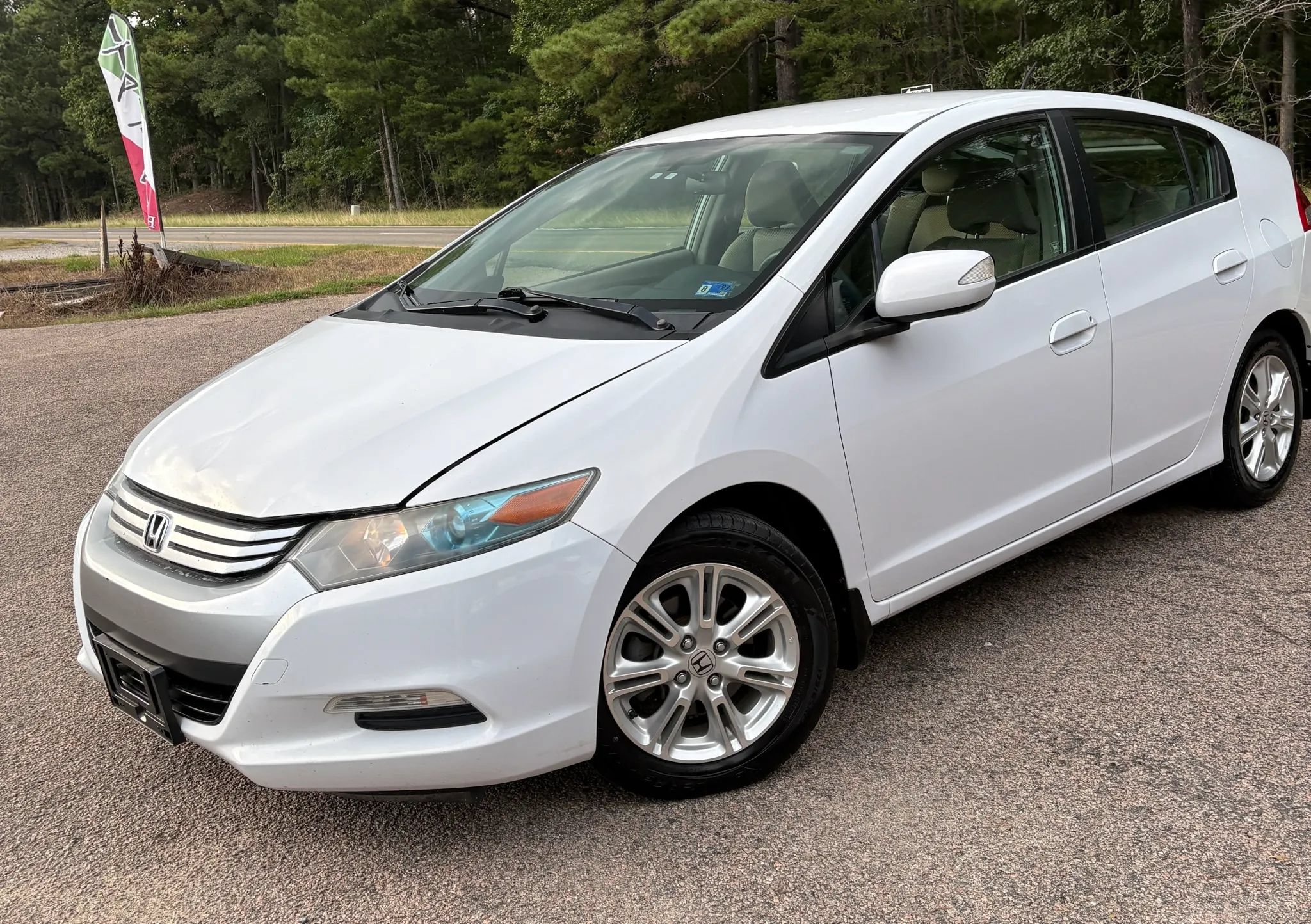 Used 2010 Honda Insight EX image 2