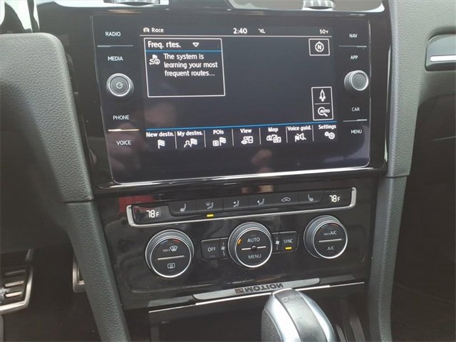 Used 2019 Volkswagen Golf R 4-Door image 28