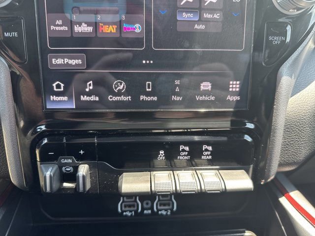 Used 2025 RAM 1500 Rebel image 26