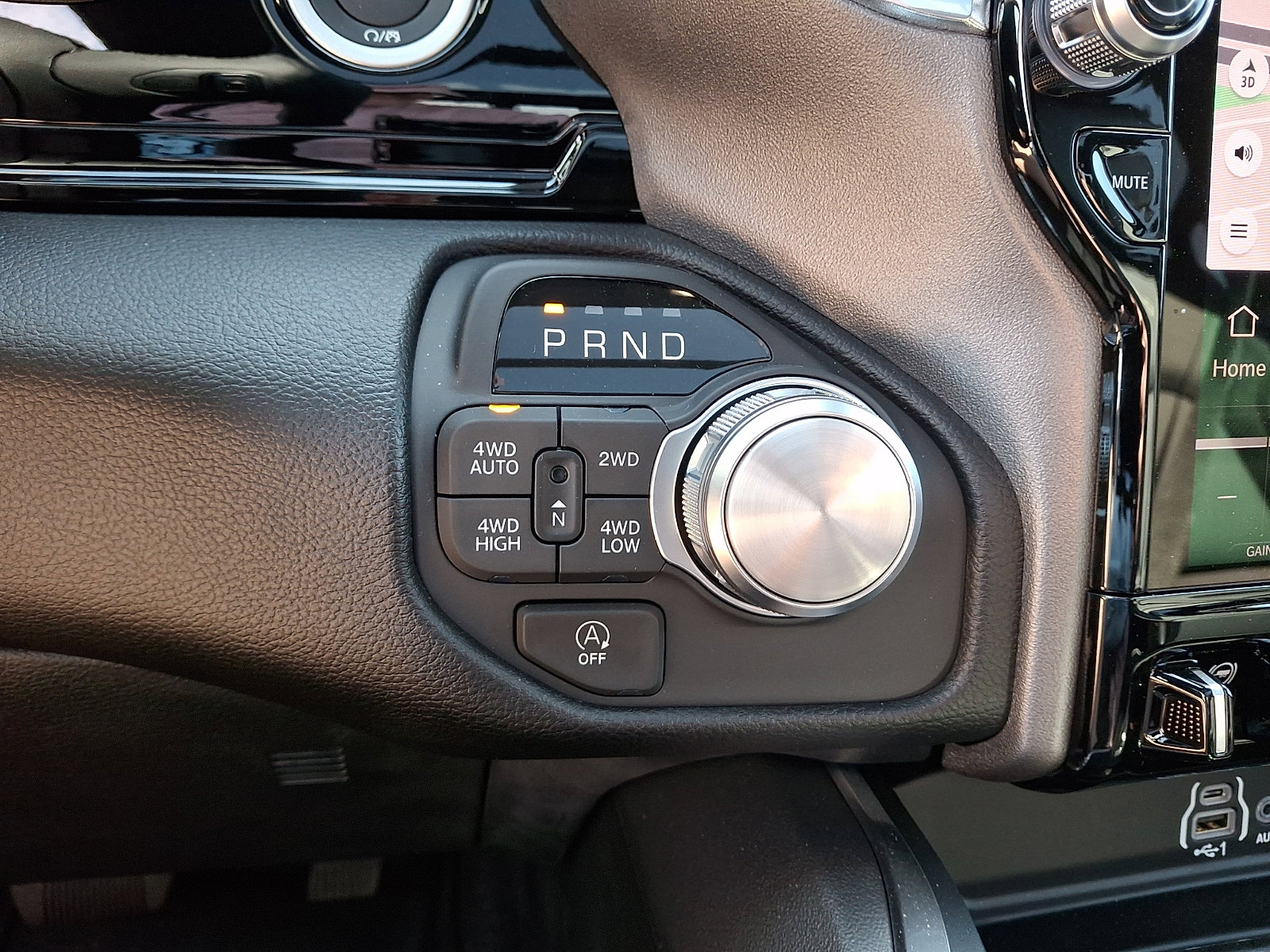 Used 2026 RAM 1500 Laramie w/ Night Edition image 15