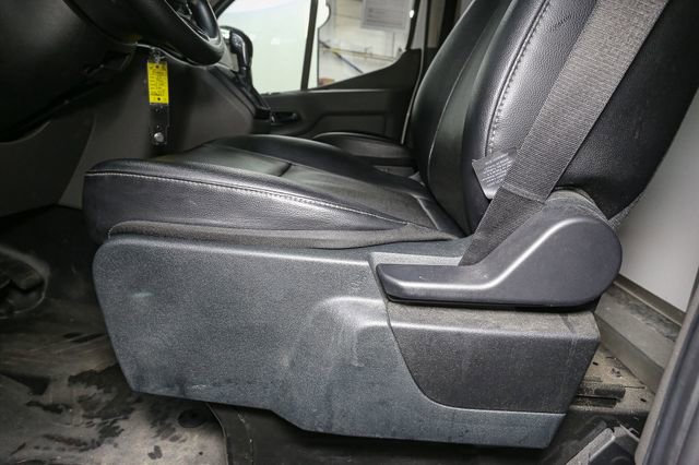 Used 2023 Ford Transit 350 DRW RWD image 32