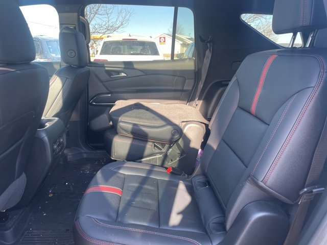 Used 2025 Chevrolet Traverse RS w/ LPO, Floor Liner Package image 7