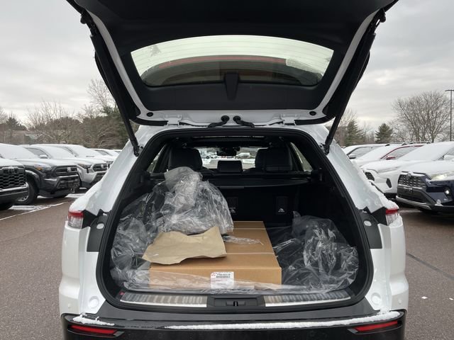 New 2025 Toyota Crown Signia image 24