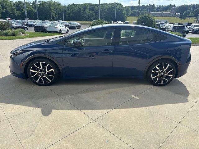 Used 2023 Toyota Prius Prime FWD image 4