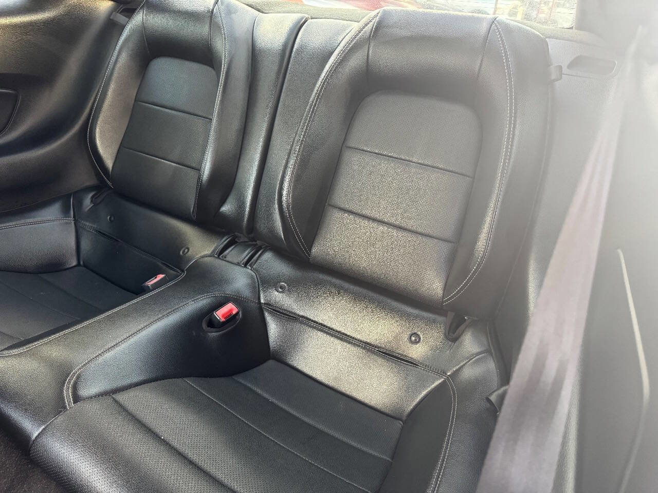 Used 2020 Ford Mustang Premium image 11