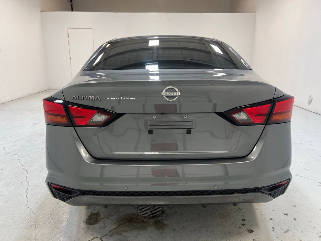 Used 2024 Nissan Altima 2.5 S image 10