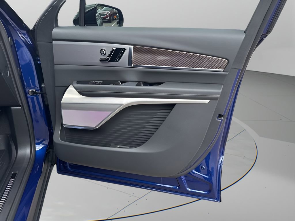 New 2026 Cadillac Vistiq Sport w/ LPO, Floor Liner Package image 11