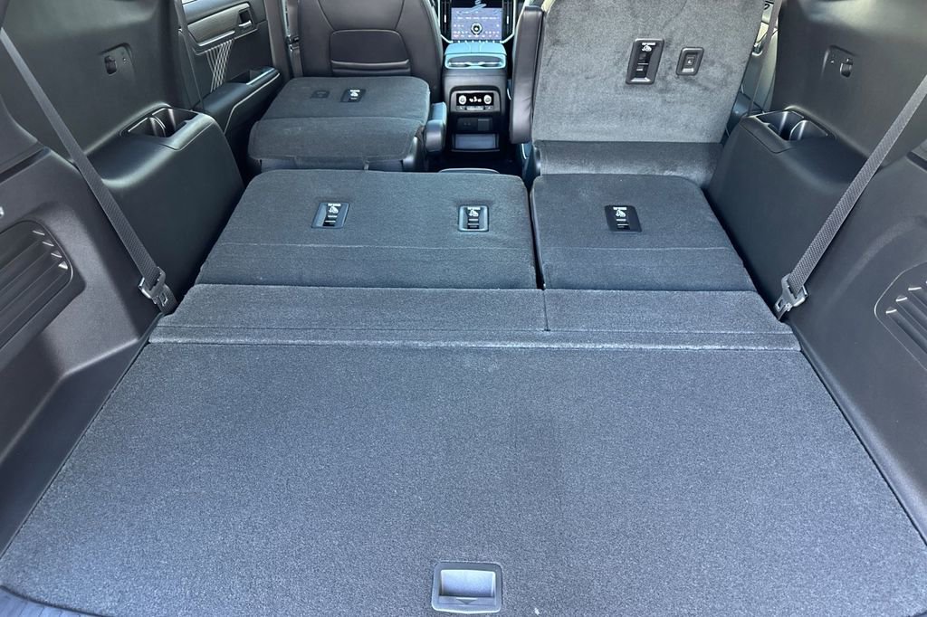 New 2026 GMC Acadia Denali w/ Super Cruise Package AWD/4WD image 13