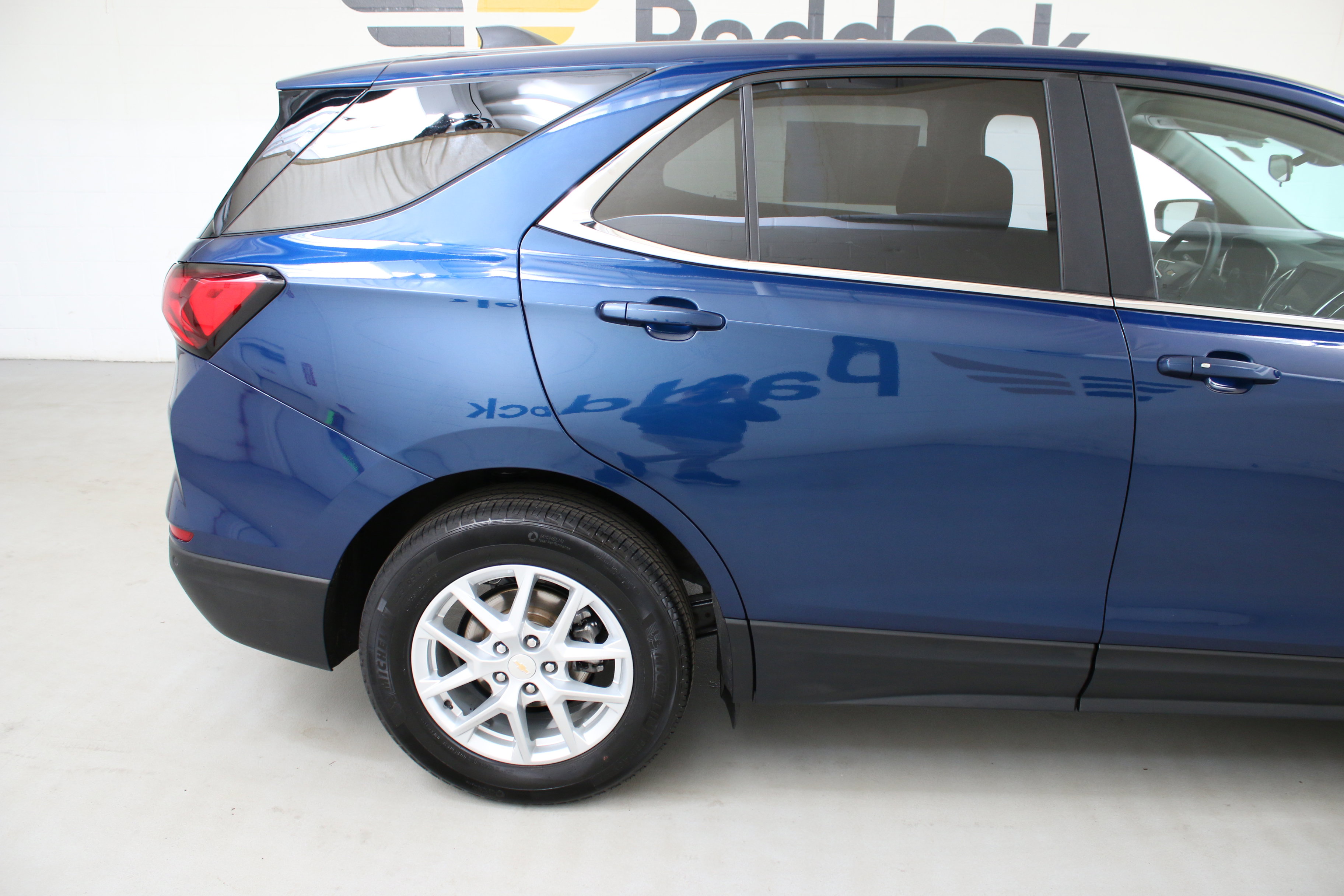 Used 2023 Chevrolet Equinox LT FWD image 10