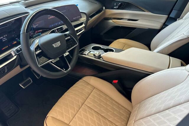 New 2026 Cadillac Lyriq Signature Sport w/ Nappa Leather Package image 10