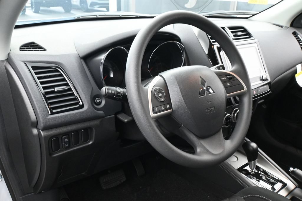 New 2027 Mitsubishi Outlander Sport ES FWD image 15