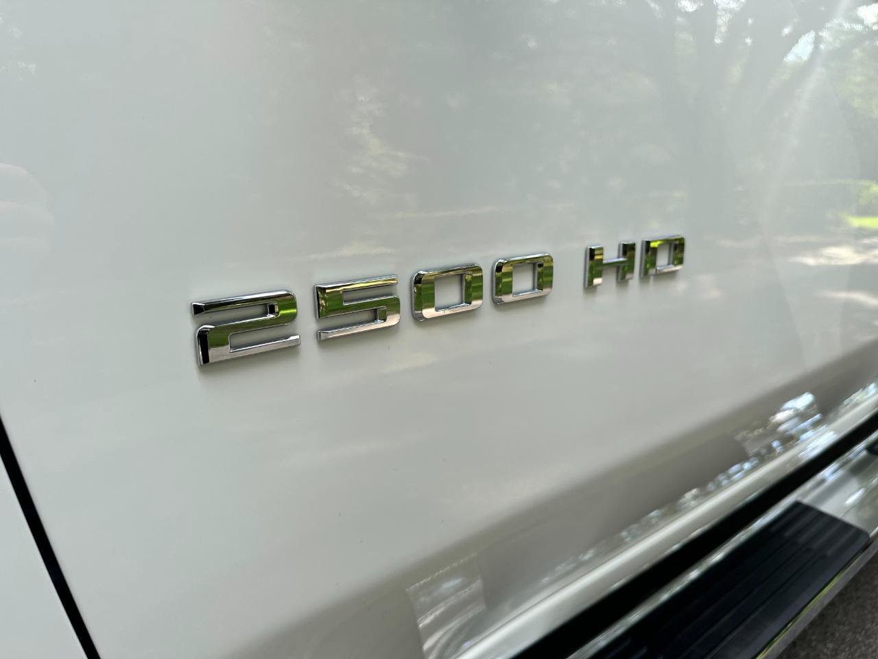 Used 2025 Chevrolet Silverado 2500 LTZ w/ LTZ Convenience Package AWD/4WD image 47