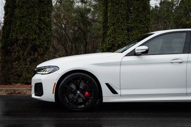 Used 2023 BMW 530i w/ M Sport Package image 10