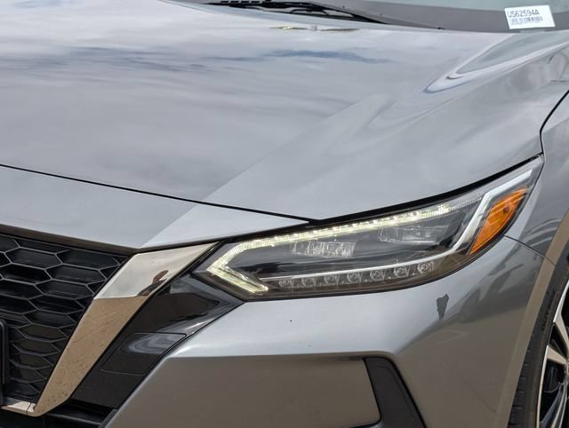 Used 2023 Nissan Sentra SR w/ SR Premium Package FWD image 11