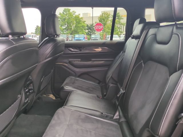 Used 2023 Jeep Grand Cherokee L Laredo AWD/4WD image 14