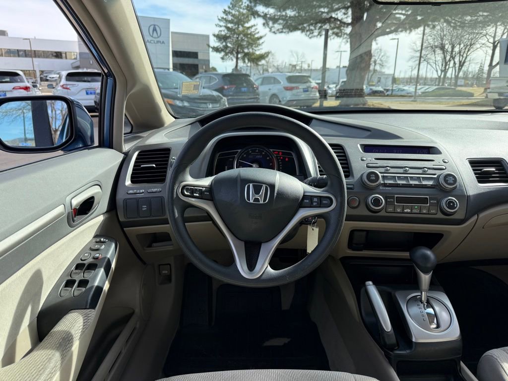 Used 2010 Honda Civic Hybrid Sedan image 2