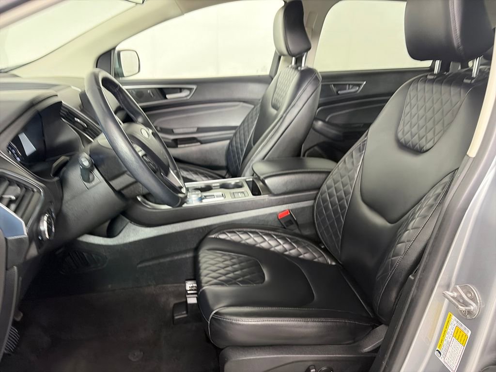 Certified 2024 Ford Edge Titanium image 11
