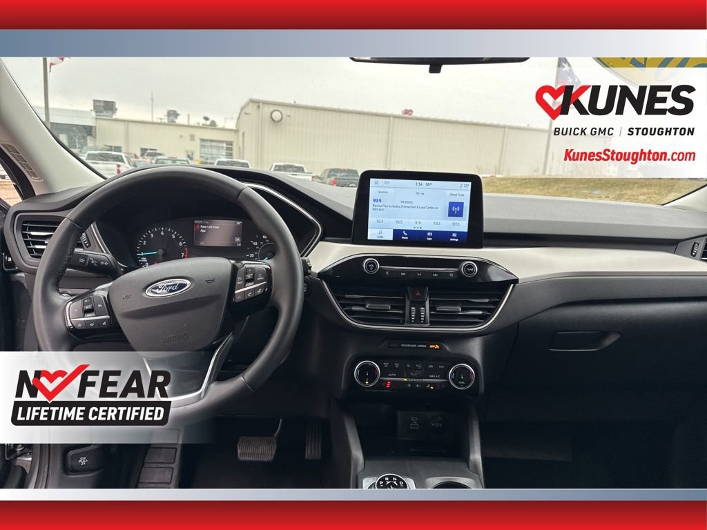 Used 2022 Ford Escape SEL image 41