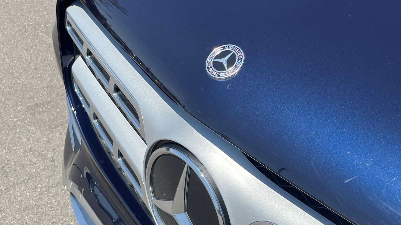 Used 2022 Mercedes-Benz GLS 450 4MATIC image 22