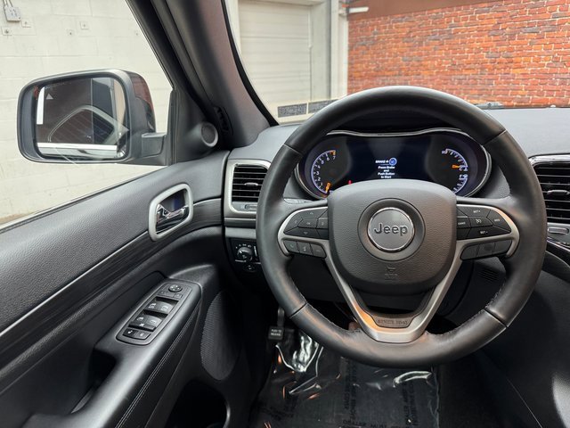 Used 2022 Jeep Grand Cherokee Laredo X image 14