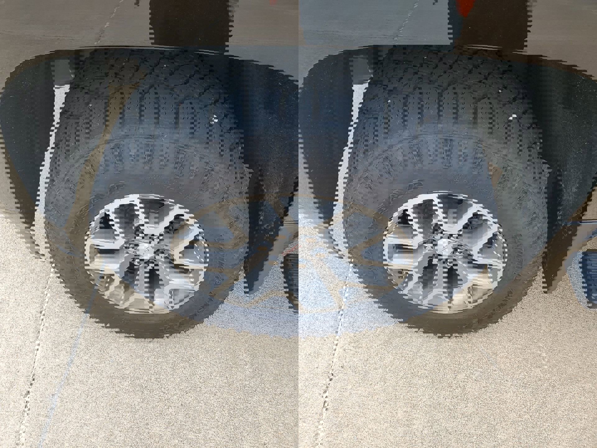 Used 2021 GMC Canyon AT4 w/ Driver Alert Package image 39