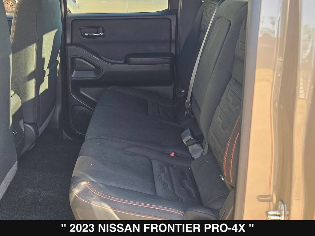 Used 2023 Nissan Frontier PRO-4X w/ Technology Package AWD/4WD image 16