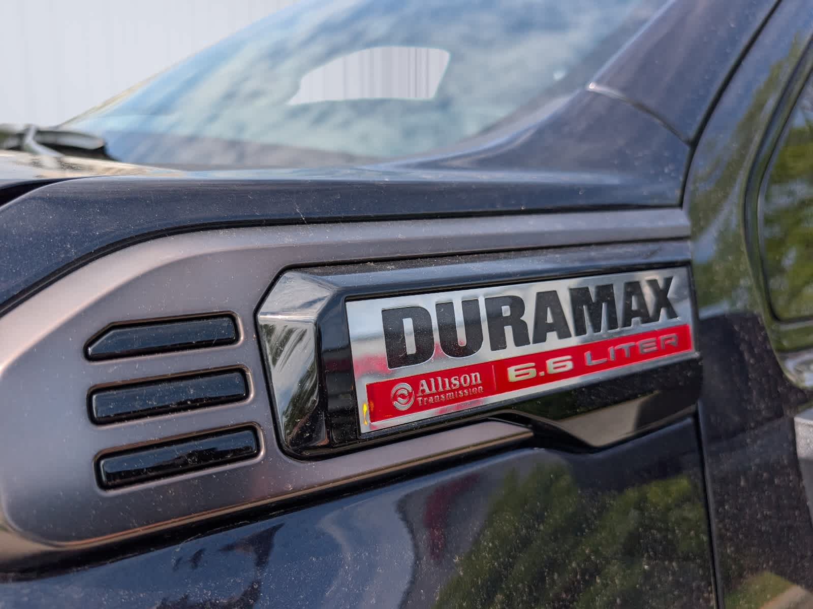 Certified 2025 GMC Sierra 2500 AT4X AWD/4WD image 7