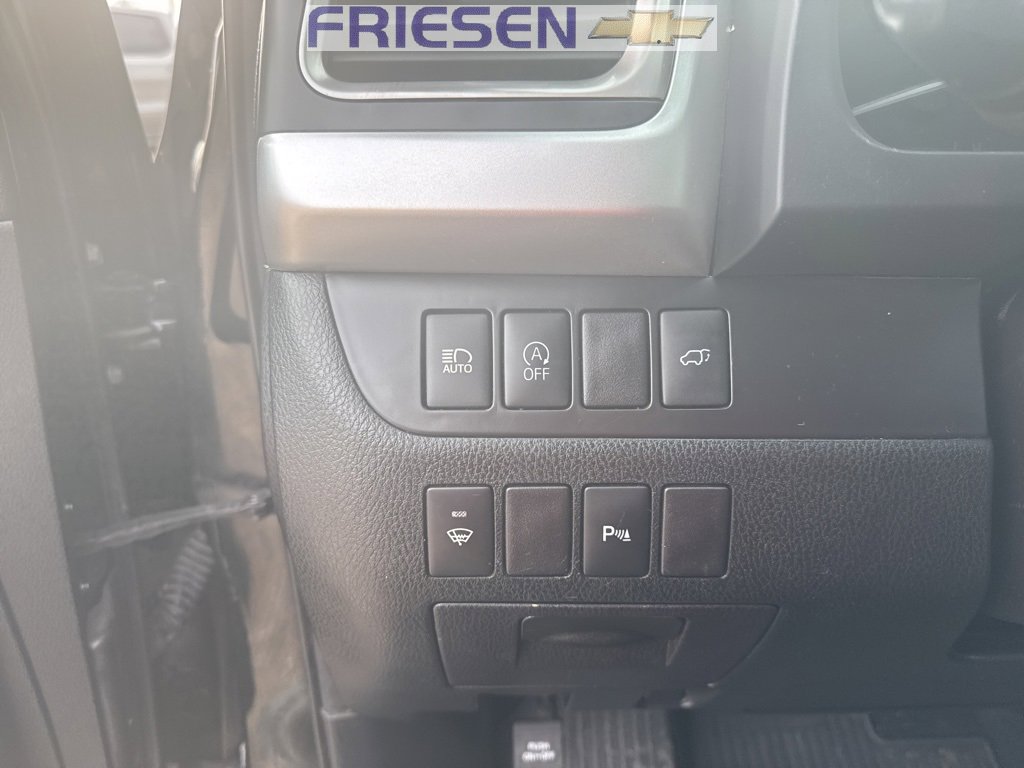 Used 2018 Toyota Highlander Limited w/ Protection Package #3 image 16