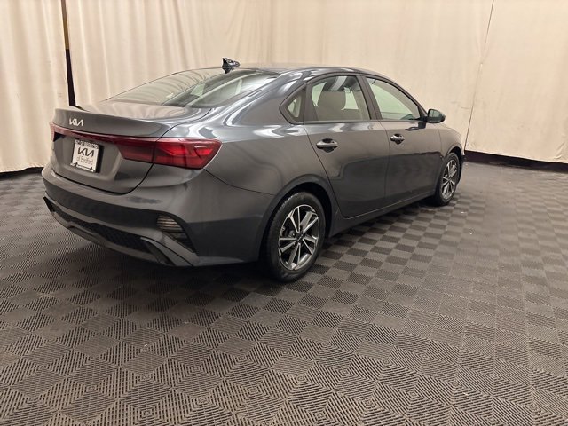 Certified 2022 Kia Forte LXS image 5