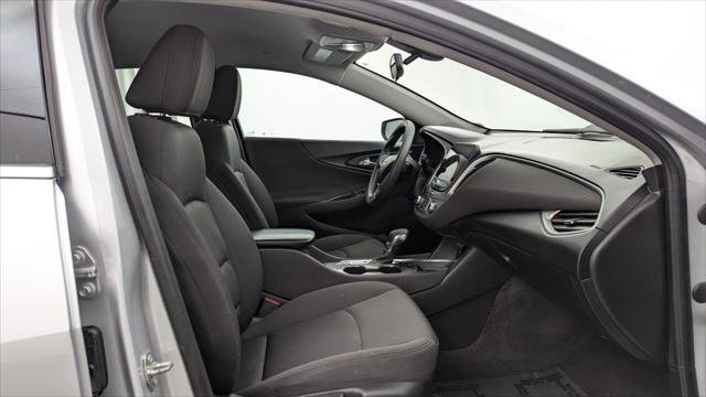 Used 2022 Chevrolet Malibu LT FWD image 21