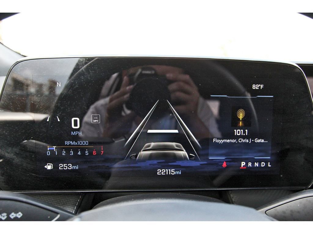 Used 2025 Chevrolet Equinox LT image 16