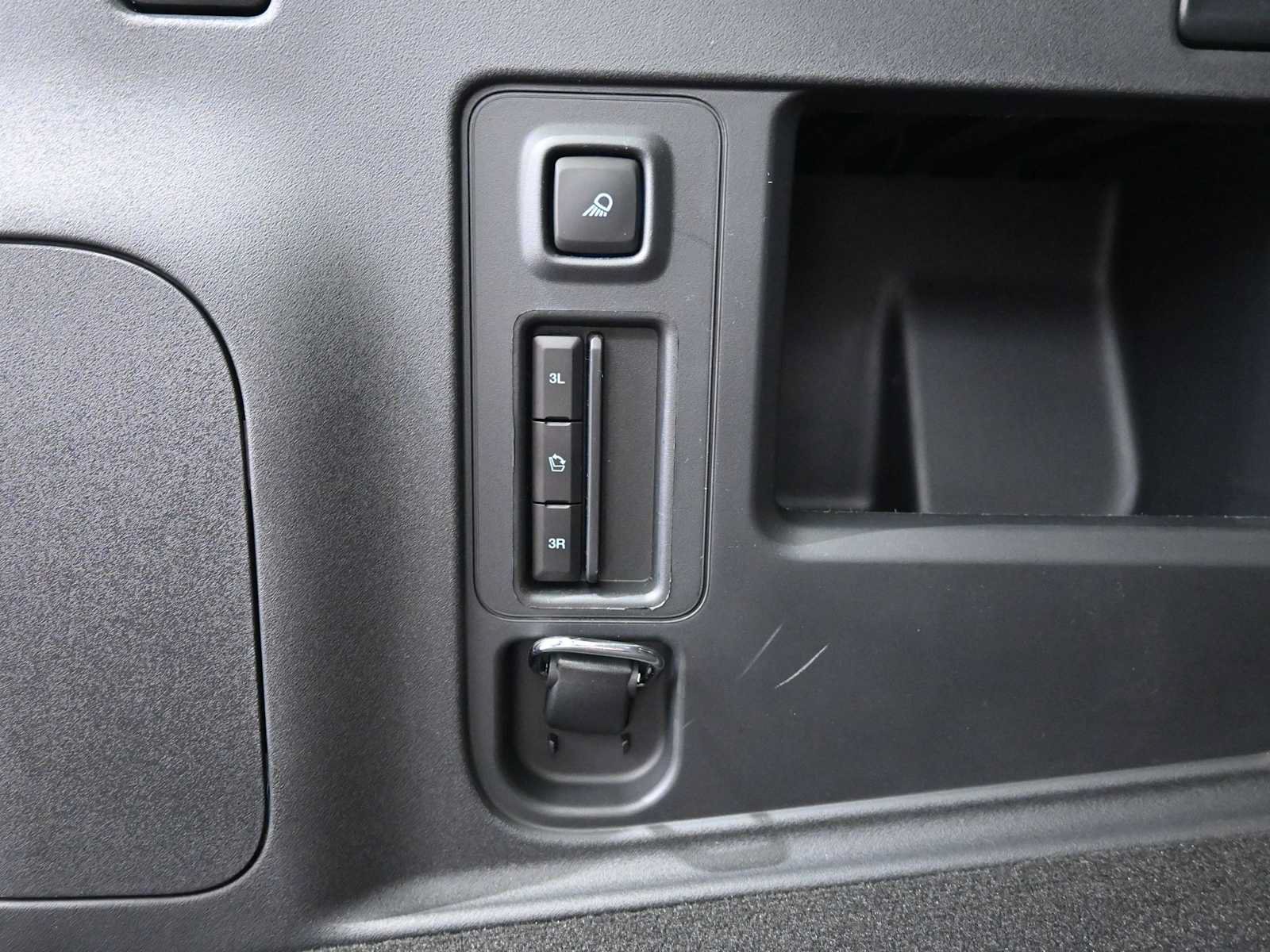 New 2026 Ford Expedition Active AWD/4WD image 17