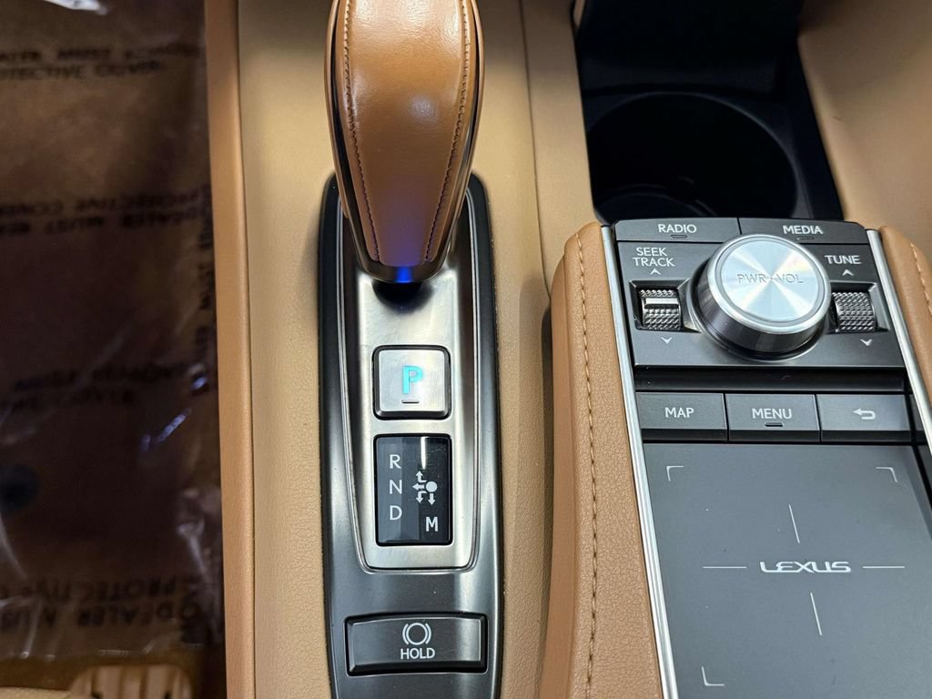 Used 2018 Lexus LC 500 Coupe w/ Touring Package RWD image 24