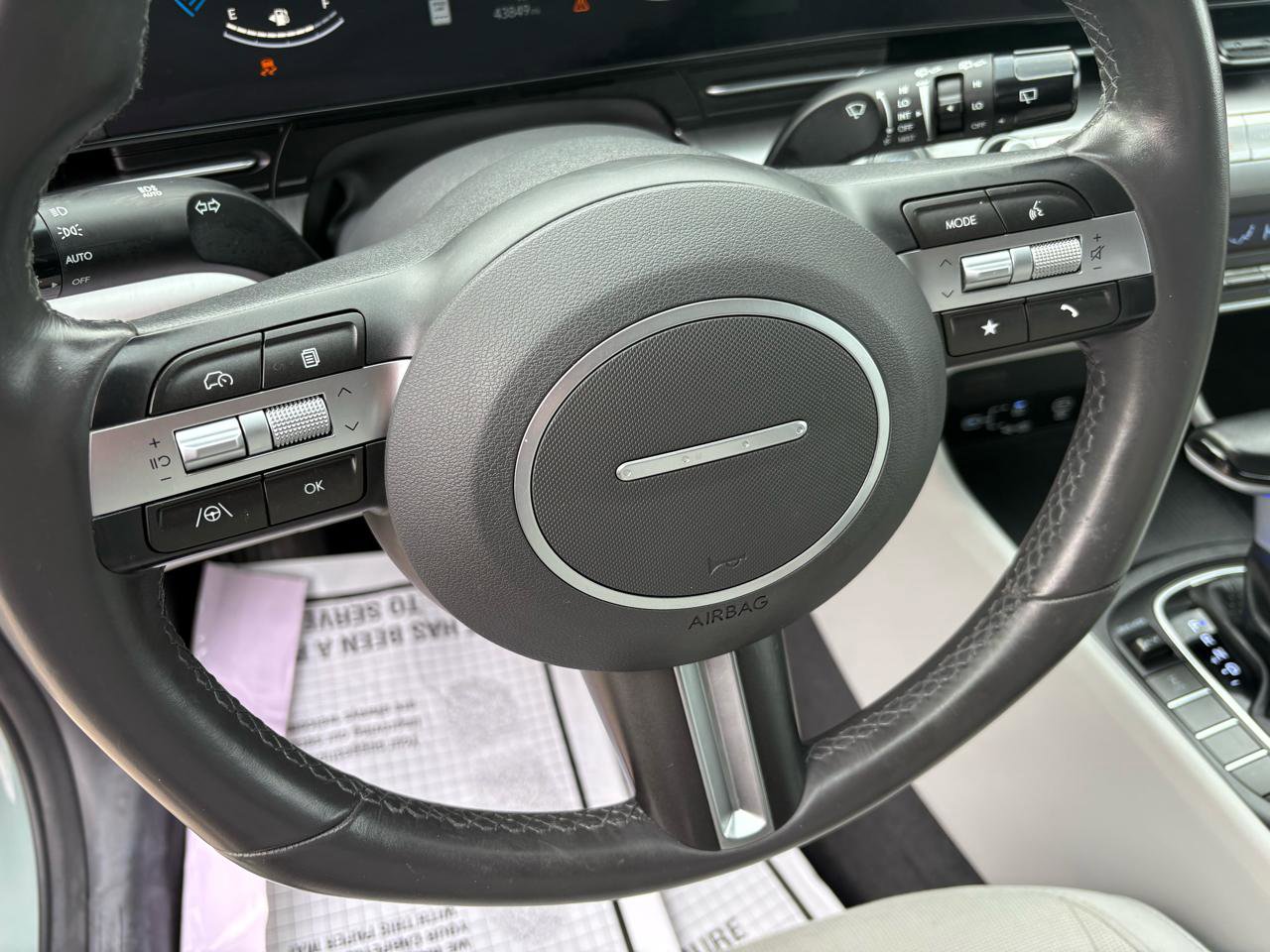 Used 2024 Hyundai Kona SEL image 17