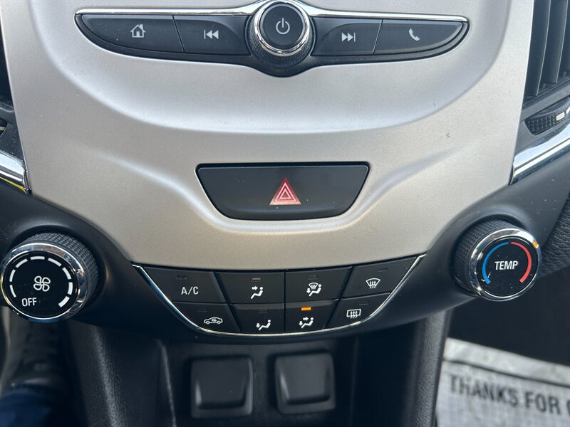 Used 2018 Chevrolet Cruze LS FWD image 14