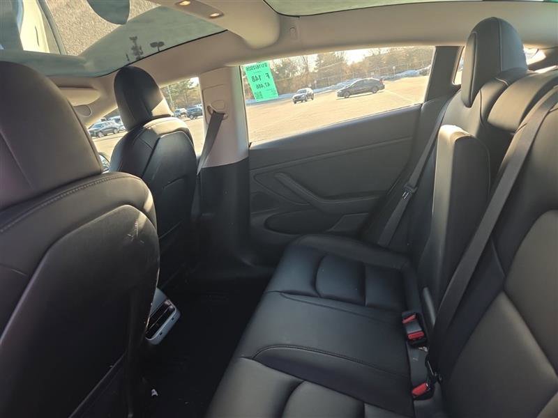 Used 2018 Tesla Model 3 Long Range image 7