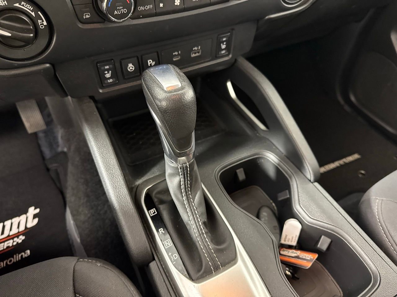 Used 2022 Nissan Frontier SV image 19