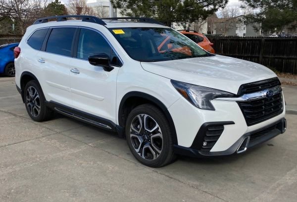 Used 2025 Subaru Ascent Touring image 10