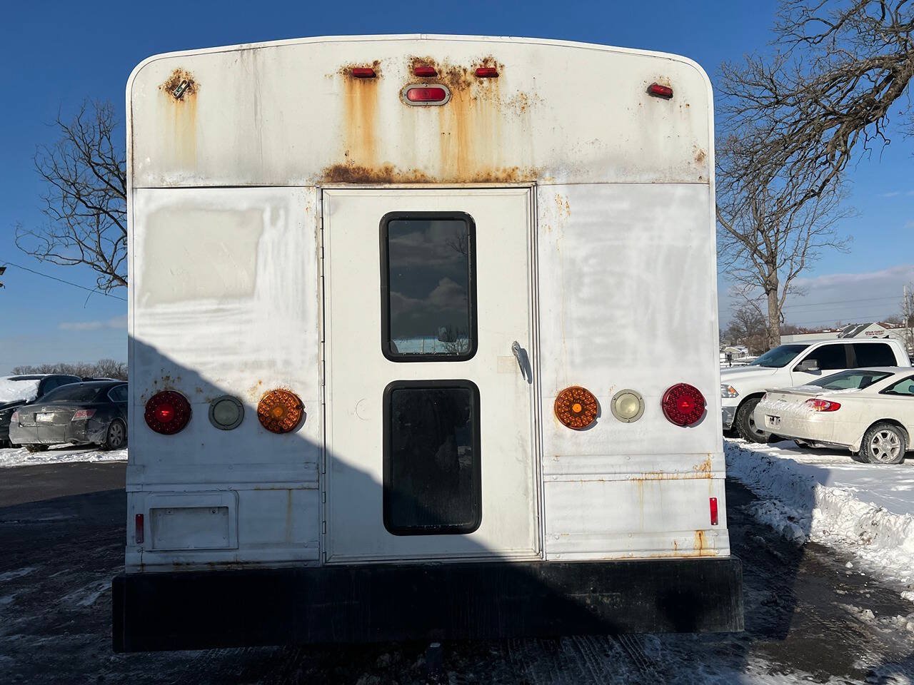 Used 2006 Chevrolet Express 3500 w/ School Bus Package RWD image 5