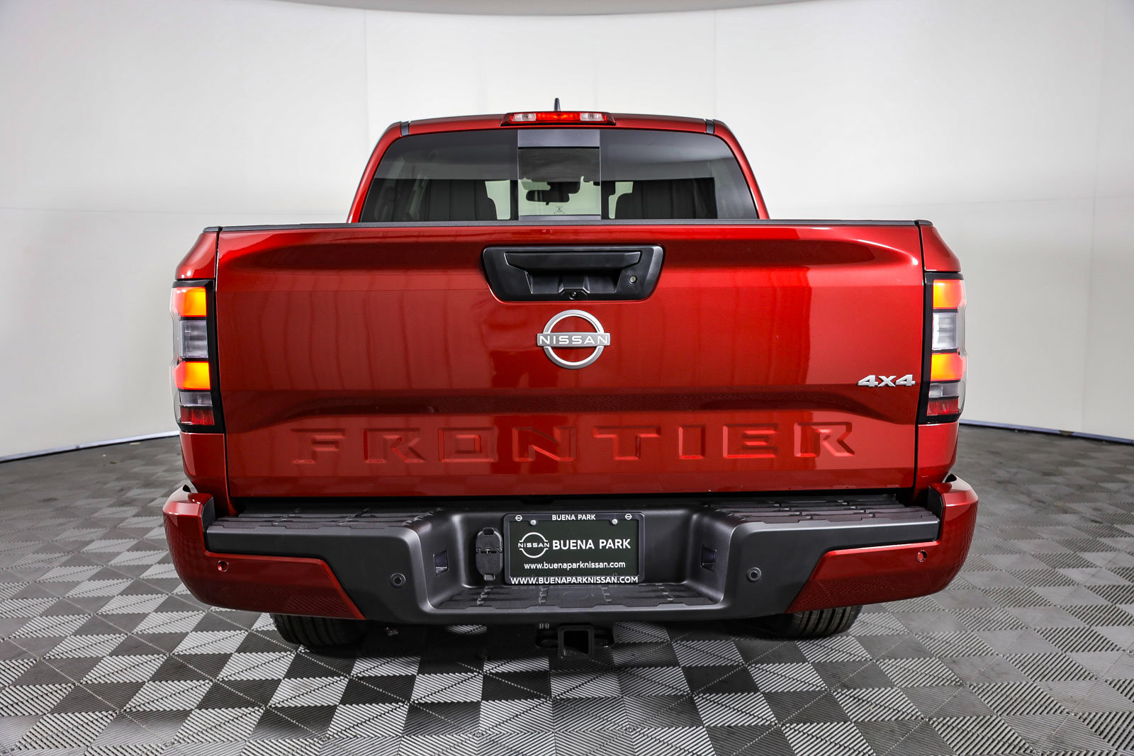New 2025 Nissan Frontier SV w/ SV Convenience Package AWD/4WD image 10