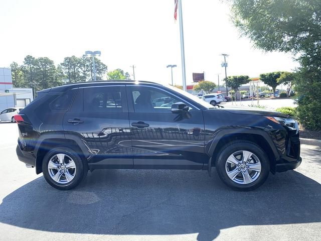 Used 2025 Toyota RAV4 XLE w/ Convenience Package FWD image 9