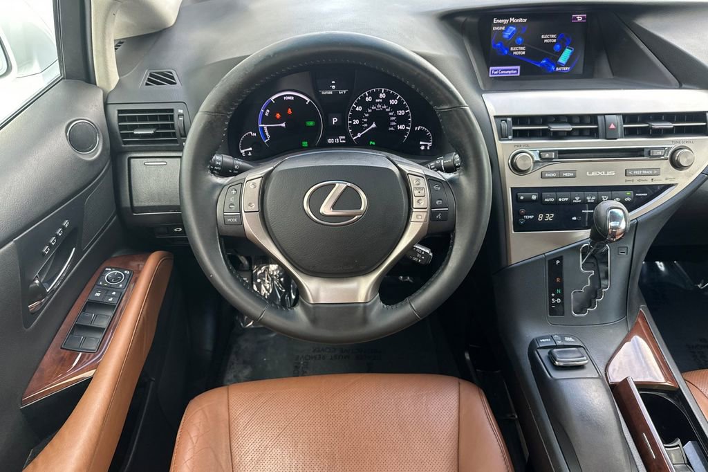Used 2015 Lexus RX 450h AWD image 14