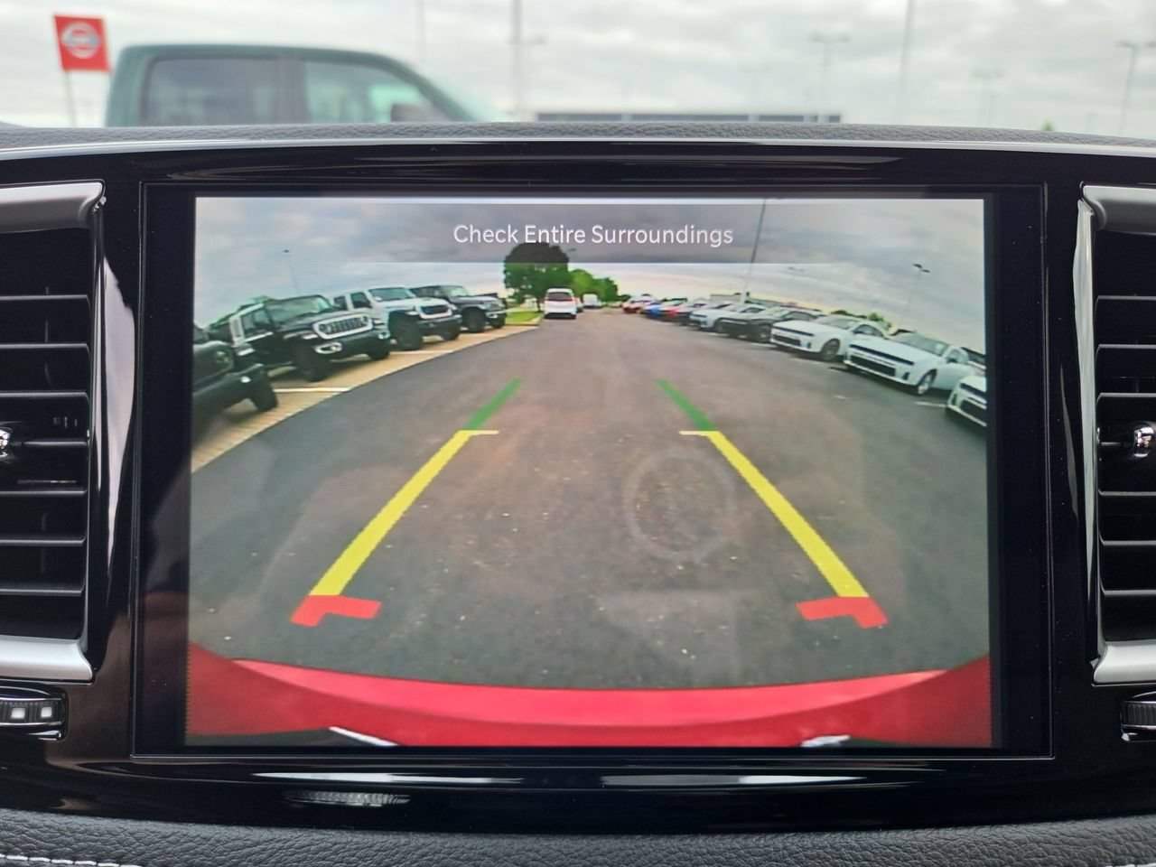 New 2027 Chrysler Pacifica Select AWD/4WD image 28