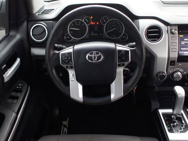 Used 2015 Toyota Tundra SR5 w/ SR5 Upgrade Package image 5