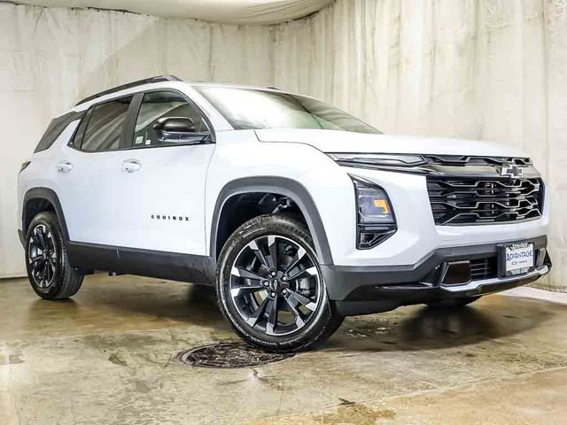 New 2027 Chevrolet Equinox RS w/ Safety and Technology Package FWD image 2