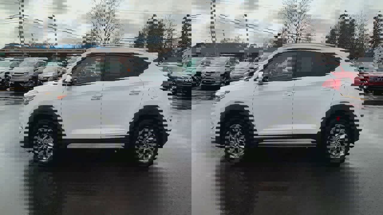 Used 2017 Hyundai Tucson SE Plus image 5