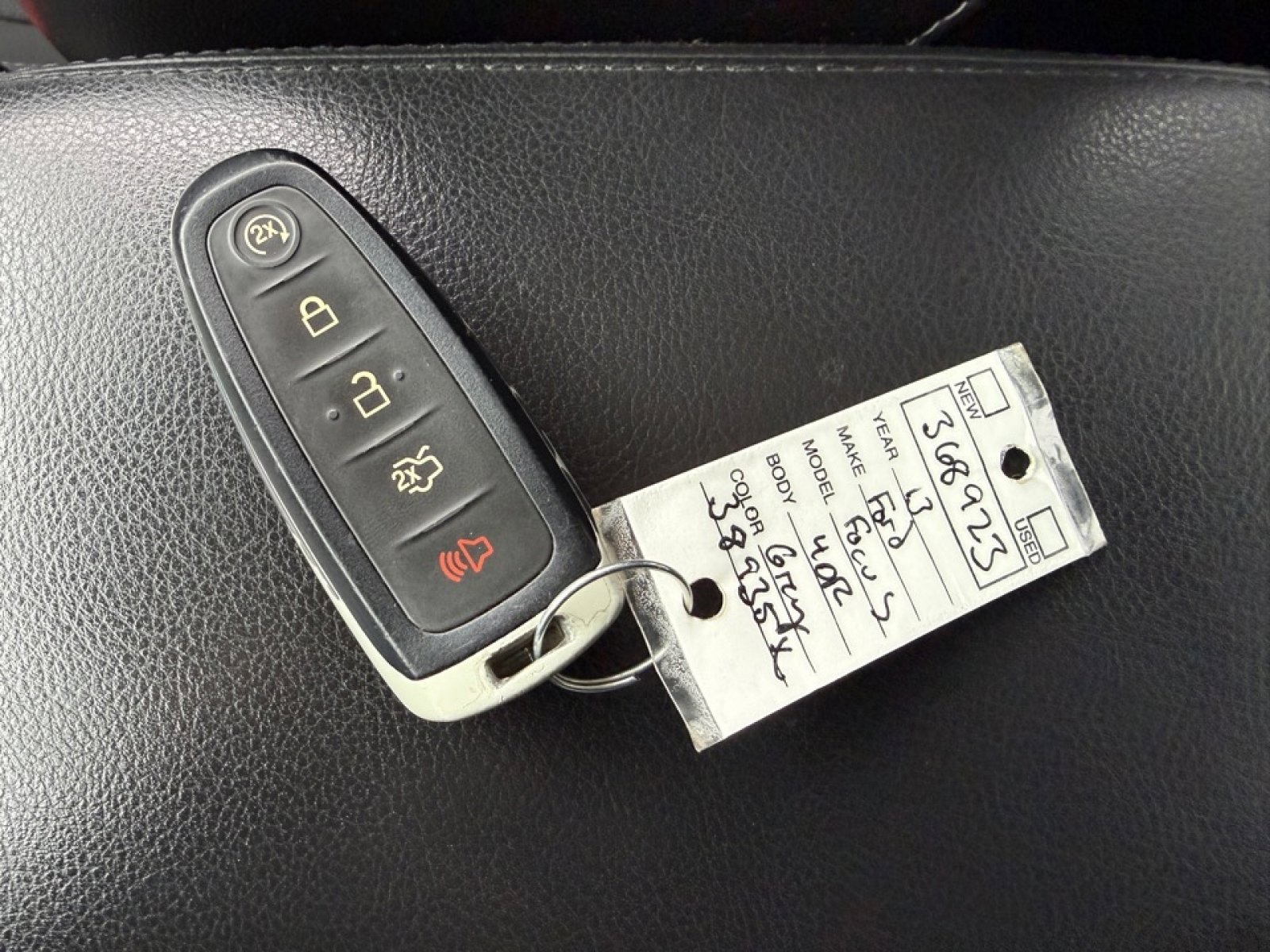 Used 2013 Ford Focus Titanium image 39