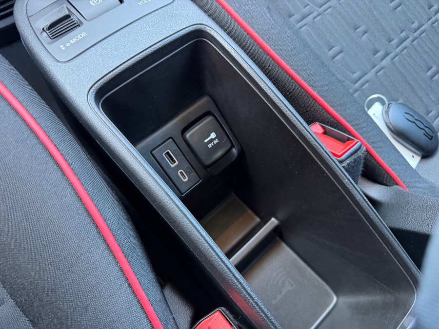 Used 2024 FIAT 500 e (RED) image 29